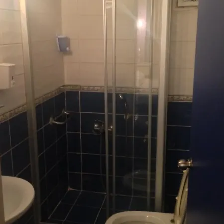 Akkus Otel 2*